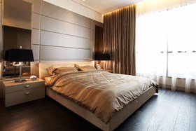 hotel booking services